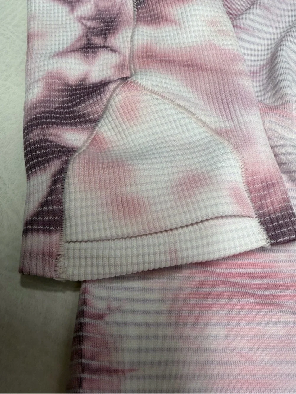 lululemon athletica swiftly tech Women's Pink Tie-Dye Long Sleeve Ribbed Top 4